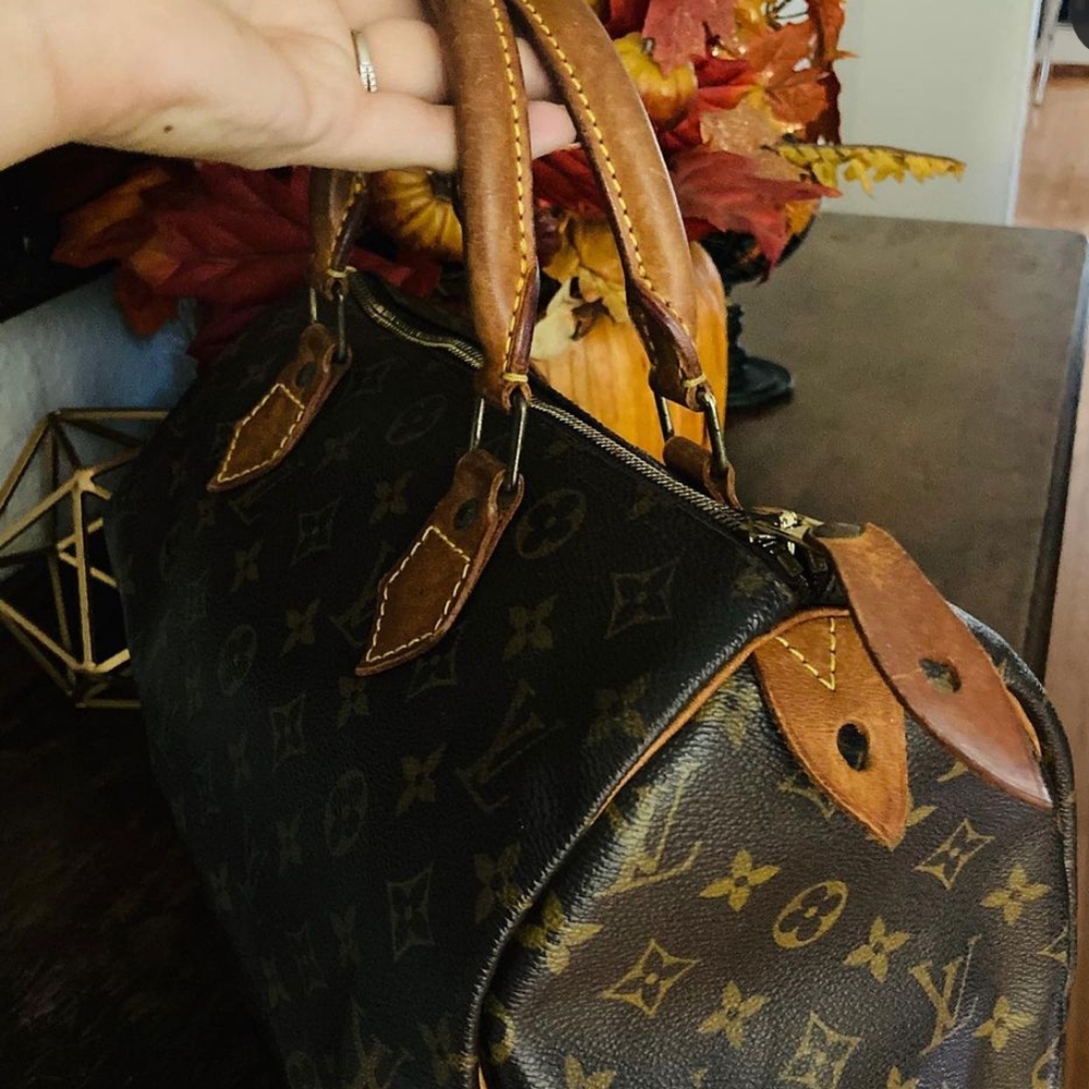 💥SOLD💥LOUIS VUITTON SPEEDY 30, AUTHENTIC - Picture 3 of 15